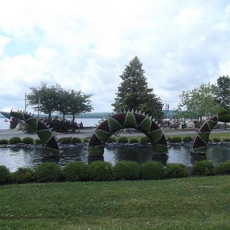 Condo Entre Ville Et Nature 2 Magog Buitenkant foto