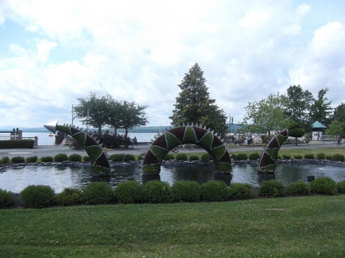 Condo Entre Ville Et Nature 2 Magog Buitenkant foto